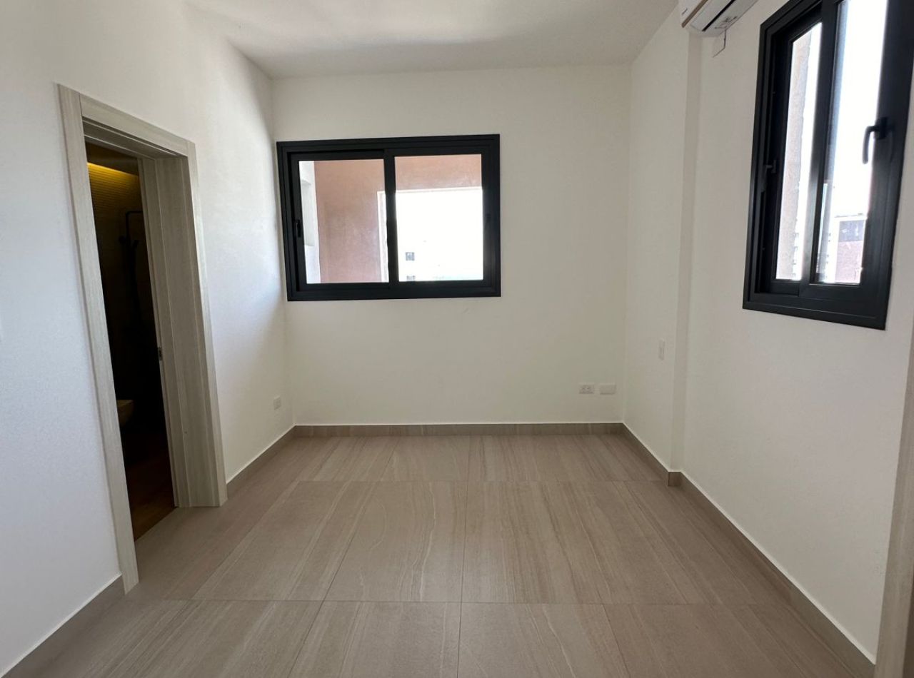 Apartamento en Piso 13 con Vistas Increibles, La Trinitaria
