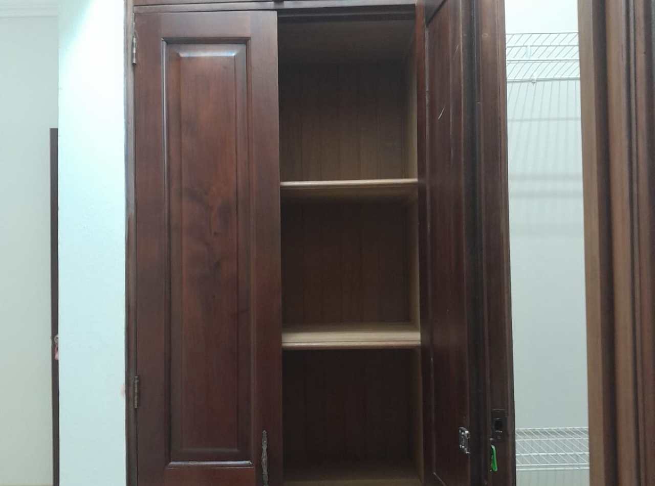 Se Alquila Apartamento Amplio en La Trinitaria, 2do Nivel