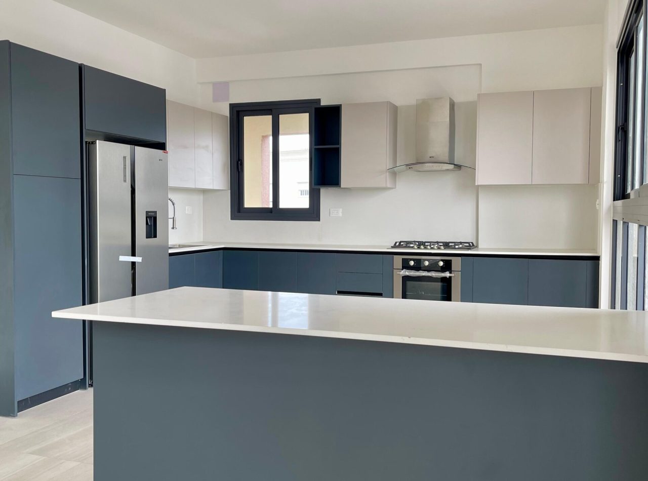 Apartamentos Disponibles en Pisos Altos, La Trinitaria