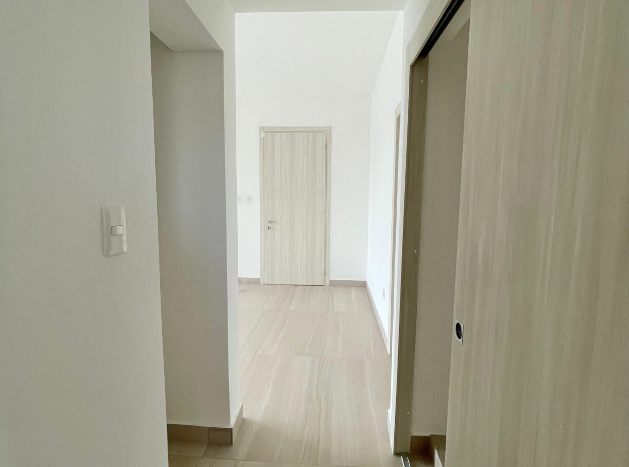Apartamentos Disponibles en Pisos Altos, La Trinitaria