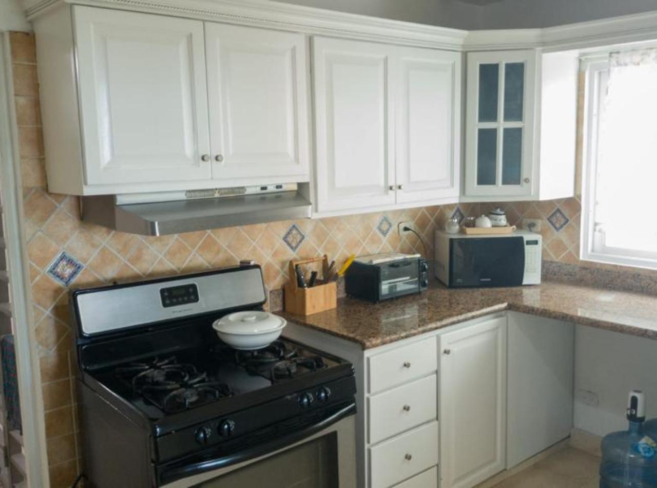 Se Vende Apartamento con Vista al Mara, Urb. Real, Sto. Dgo