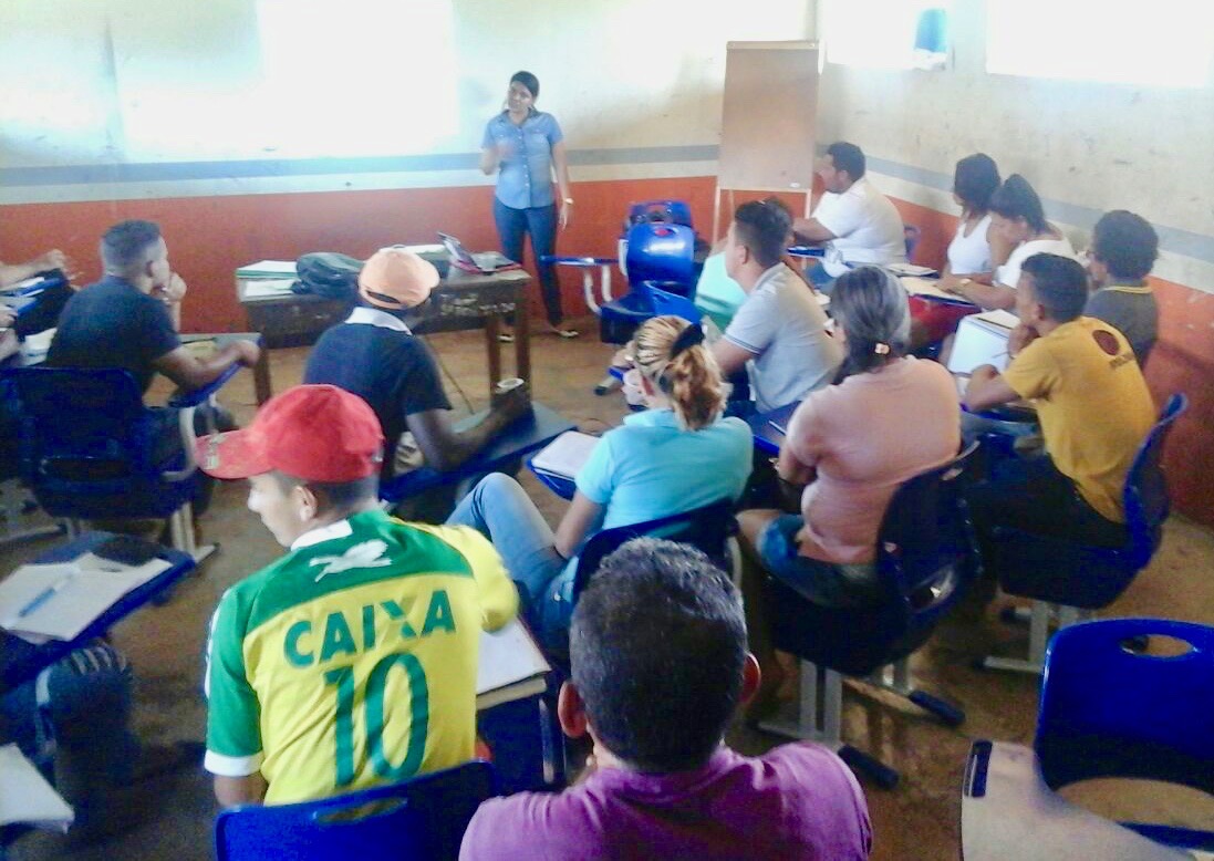 Produtores rurais fazem curso sobre beneficiamento de alimentos