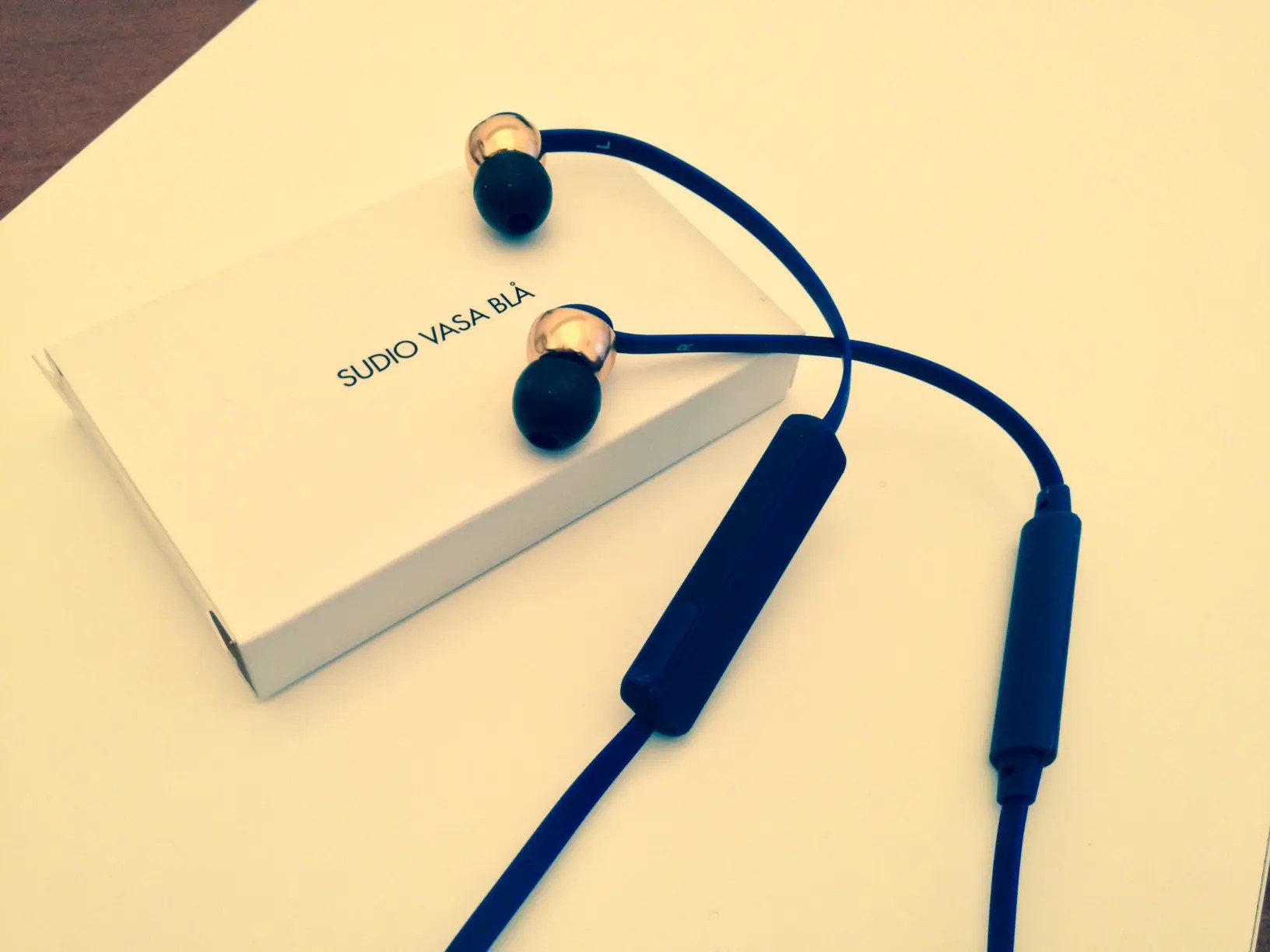 オシャレで高音質なBluetoothイヤホン「Sudio VASA BLA」レビュー｜ iPhoneとの相性もGood!!