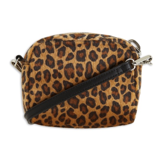 8445B70C-0BB3-44CD-B236-B2F4CB01B597