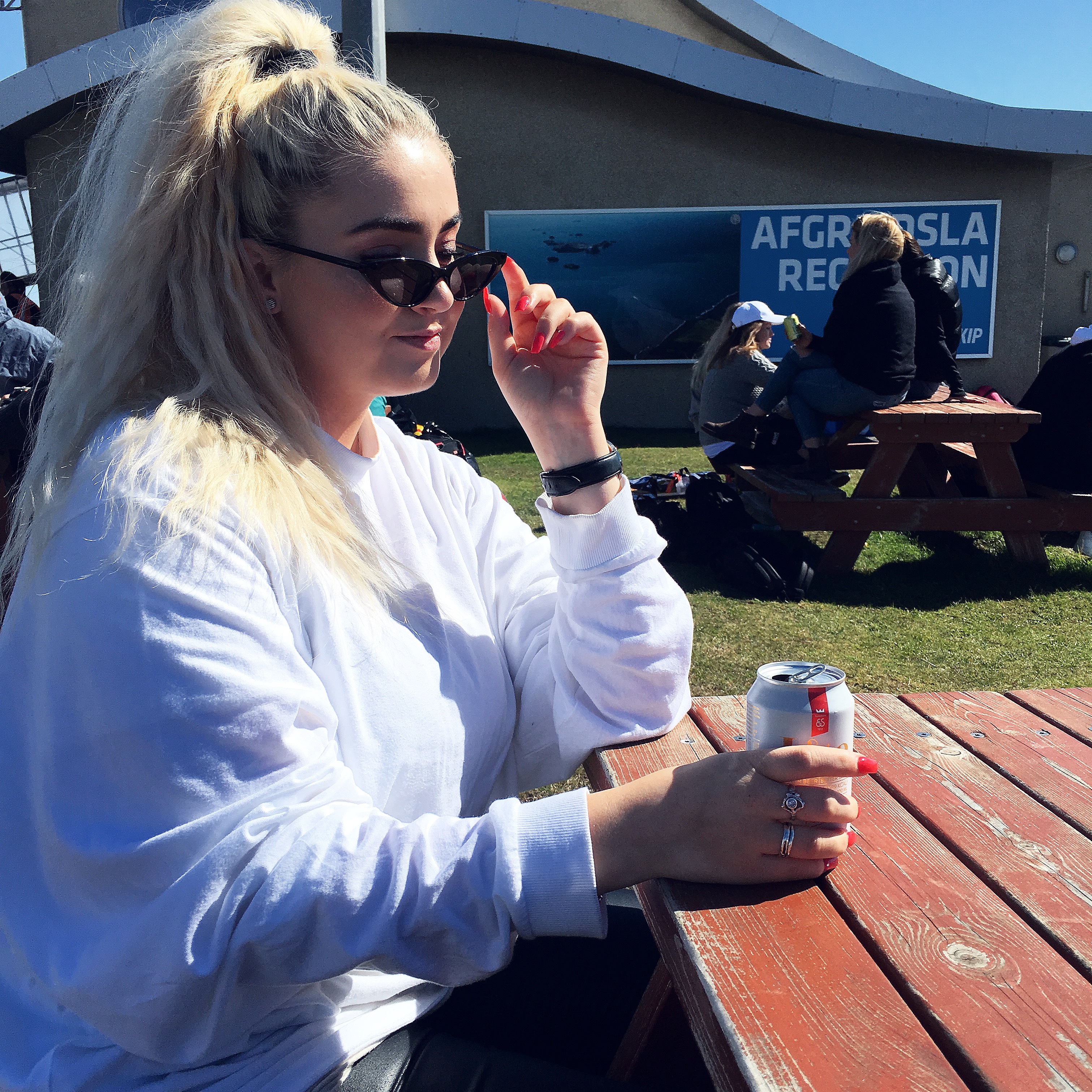 5D424697-692C-4370-9D88-E01BDAE09473