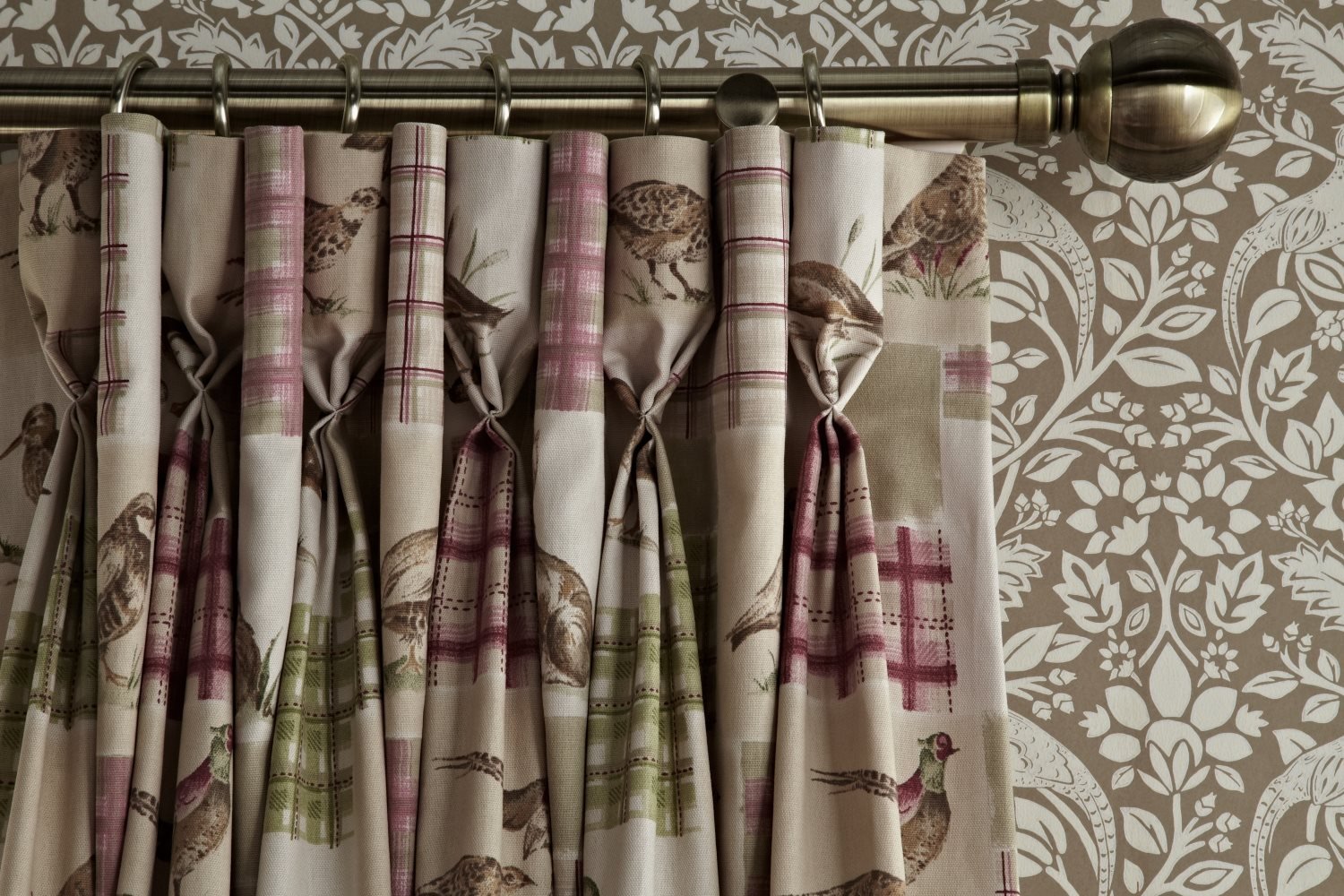 The installation was very professional and i have never come across tradies that actually use a dustpan to catch the dirt whilst drilling holes to avoid debris going onto the floor/carpet or packing up rubbish on the go not leaving one incy bit behind. Curtain Poles - Alamo Blinds, Wokingham Reading Bracknell