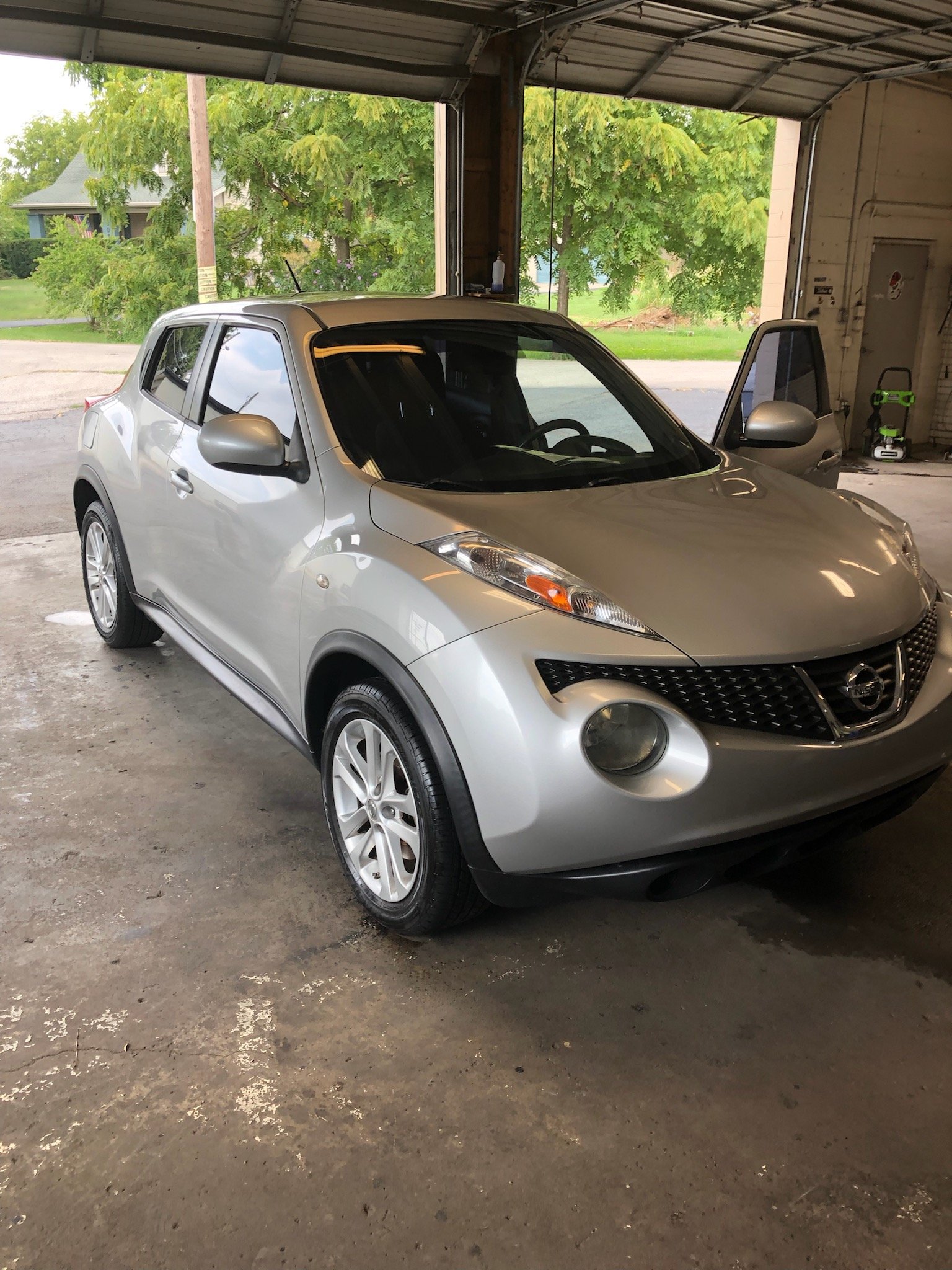 Professional car detailing