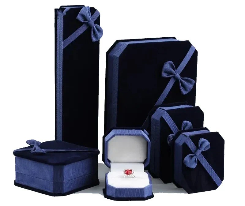 Moonlit Pearl Set Isadory - Minimal Design Collection - Mobile Quality