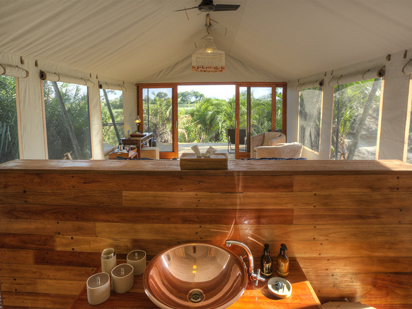 Pelo Camp Botswana Safari Camps Isafari Com