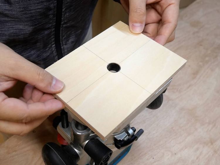 テンプレットガイドにピッタリはまる