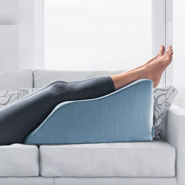 image of leg elevation pillow