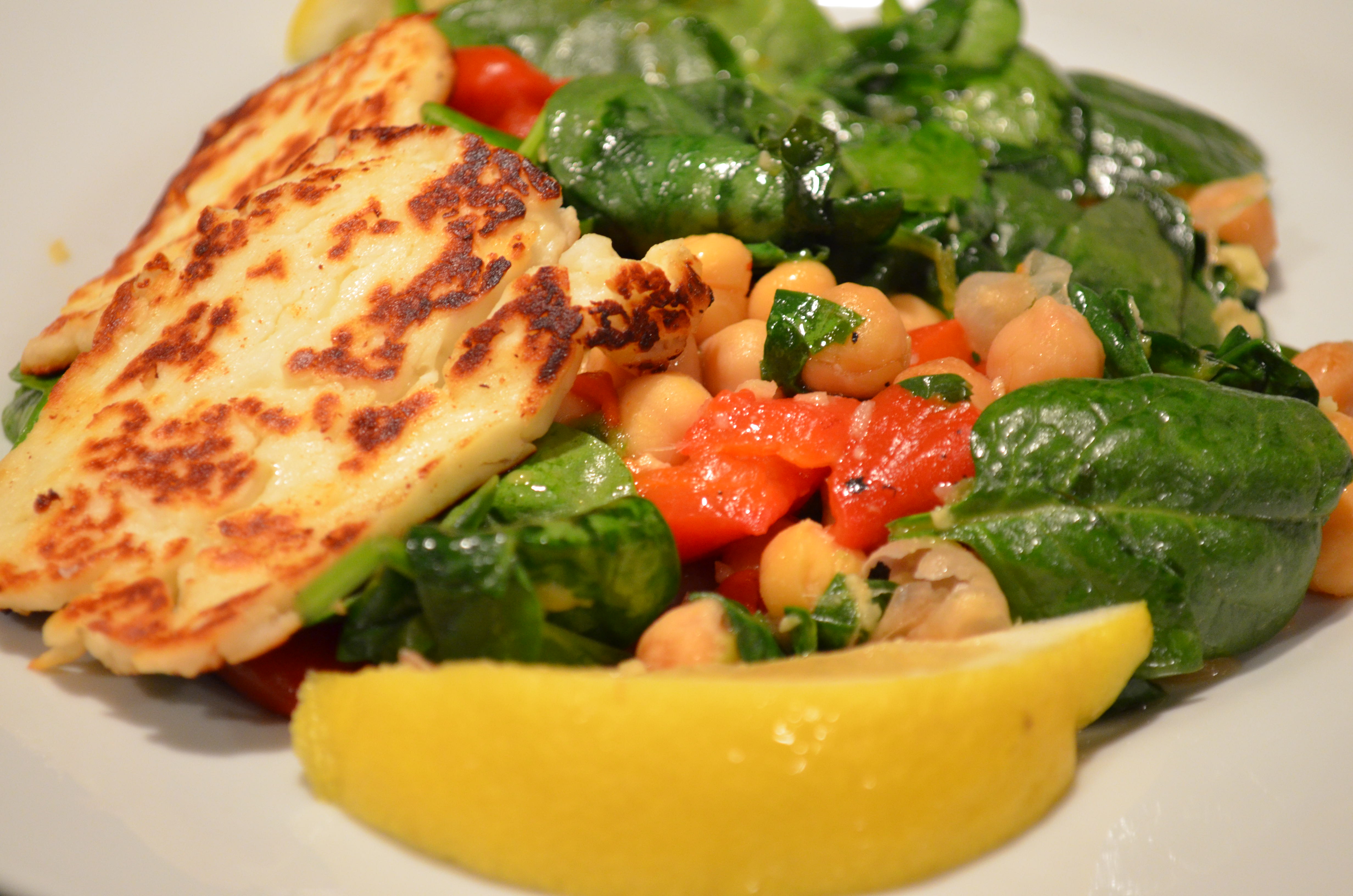 Spiced Chickpeas With Spinach And Halloumi I Sing In The Kitchen