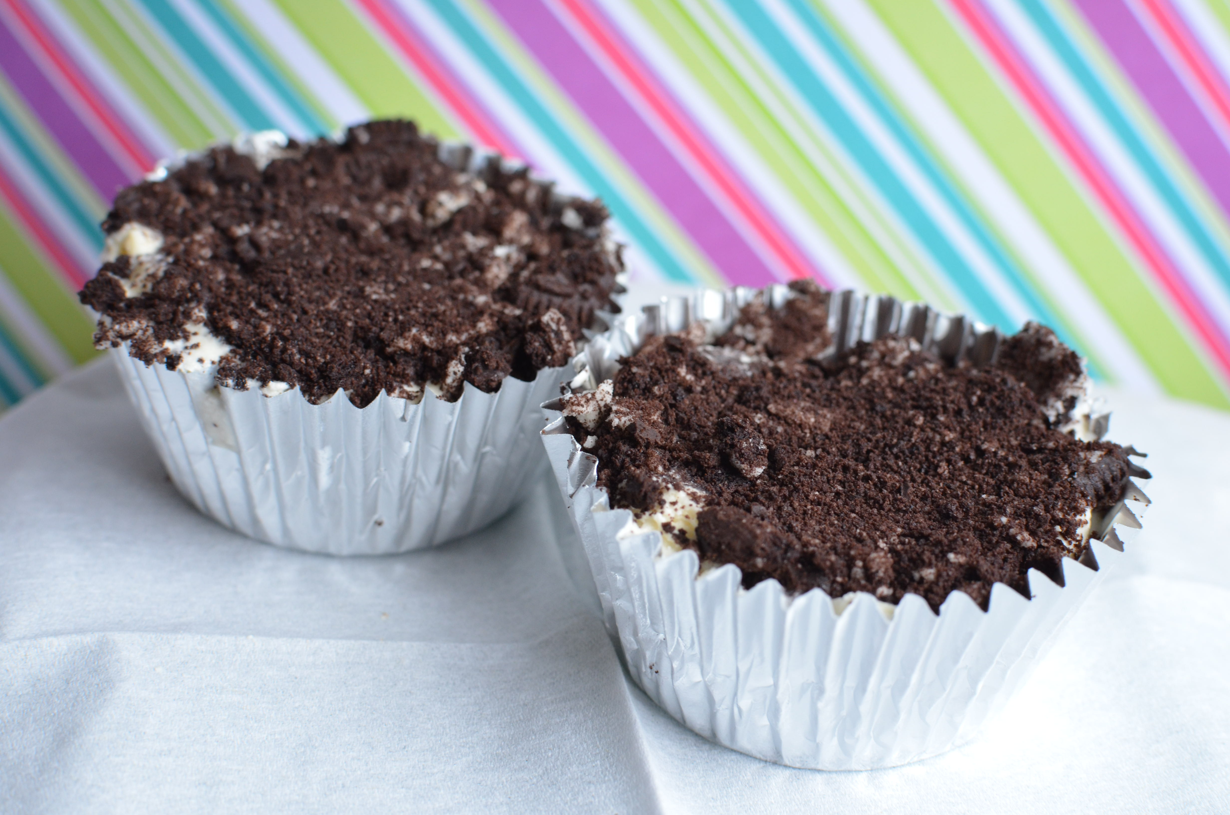 Short And Sweet. Oreo Ice Cream Cups. I Sing In The Kitchen