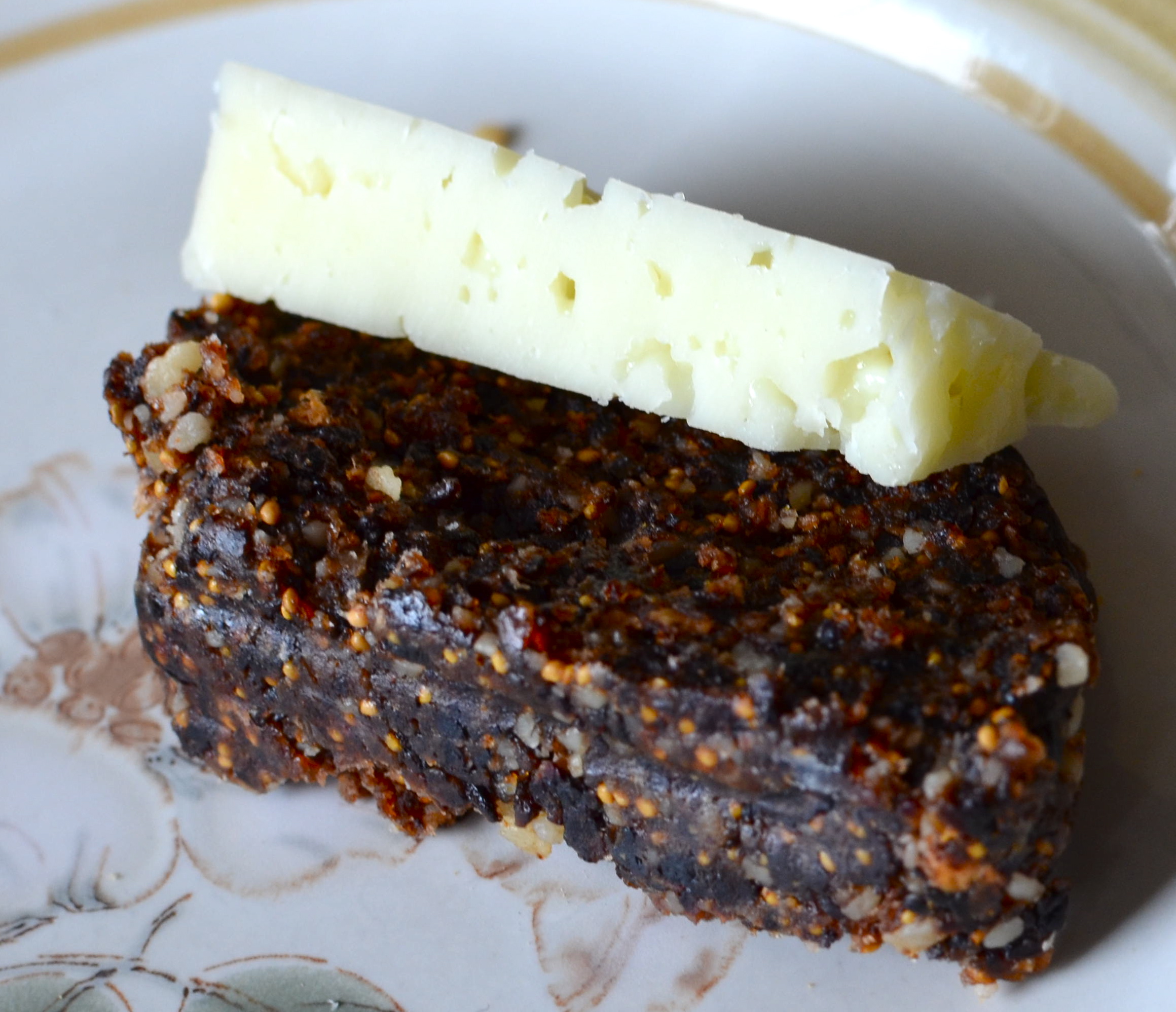 Spanish Fig Cake (Pan de Higo) I Sing In The Kitchen
