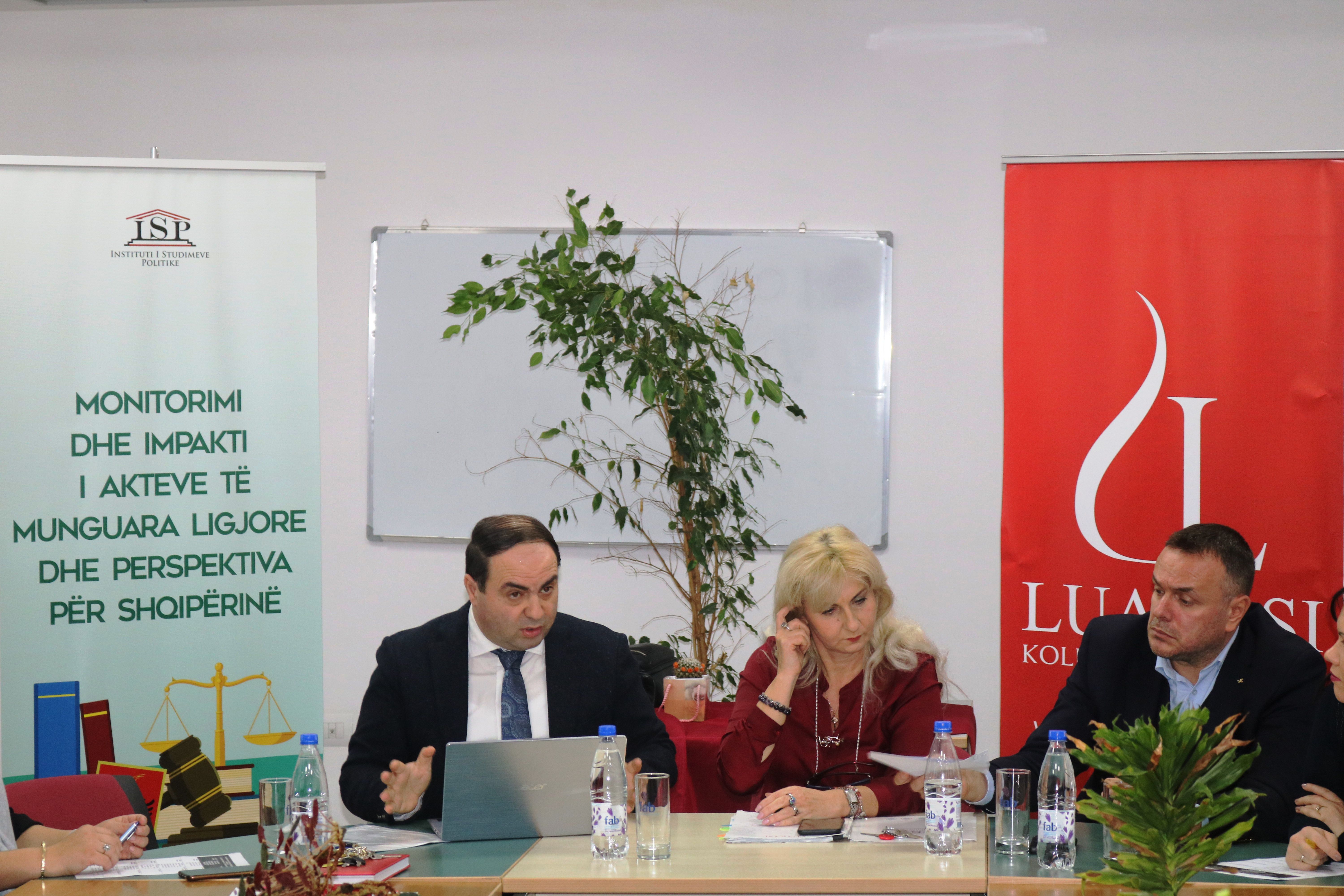 ISP dhe LUARASI: Debat mbi impaktin e mungesës së akteve nënligjore mbi Arsimin e Lartë