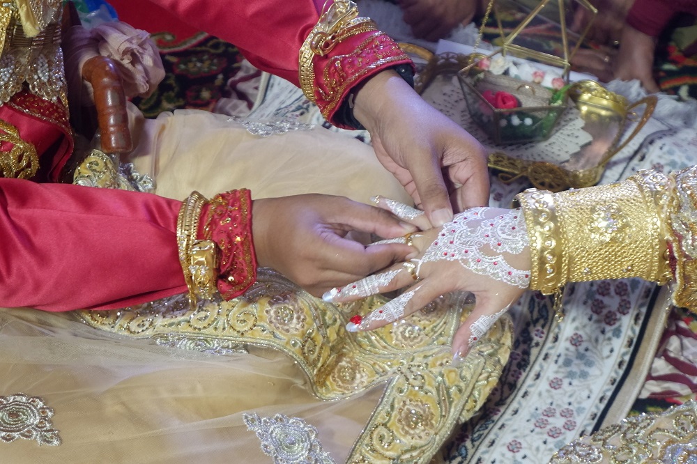 Free Gambar Wah Ternyata Nadiem Makarim Dan Istrinya Nikah Beda Agama Terkeren by www.lampunghits.com
