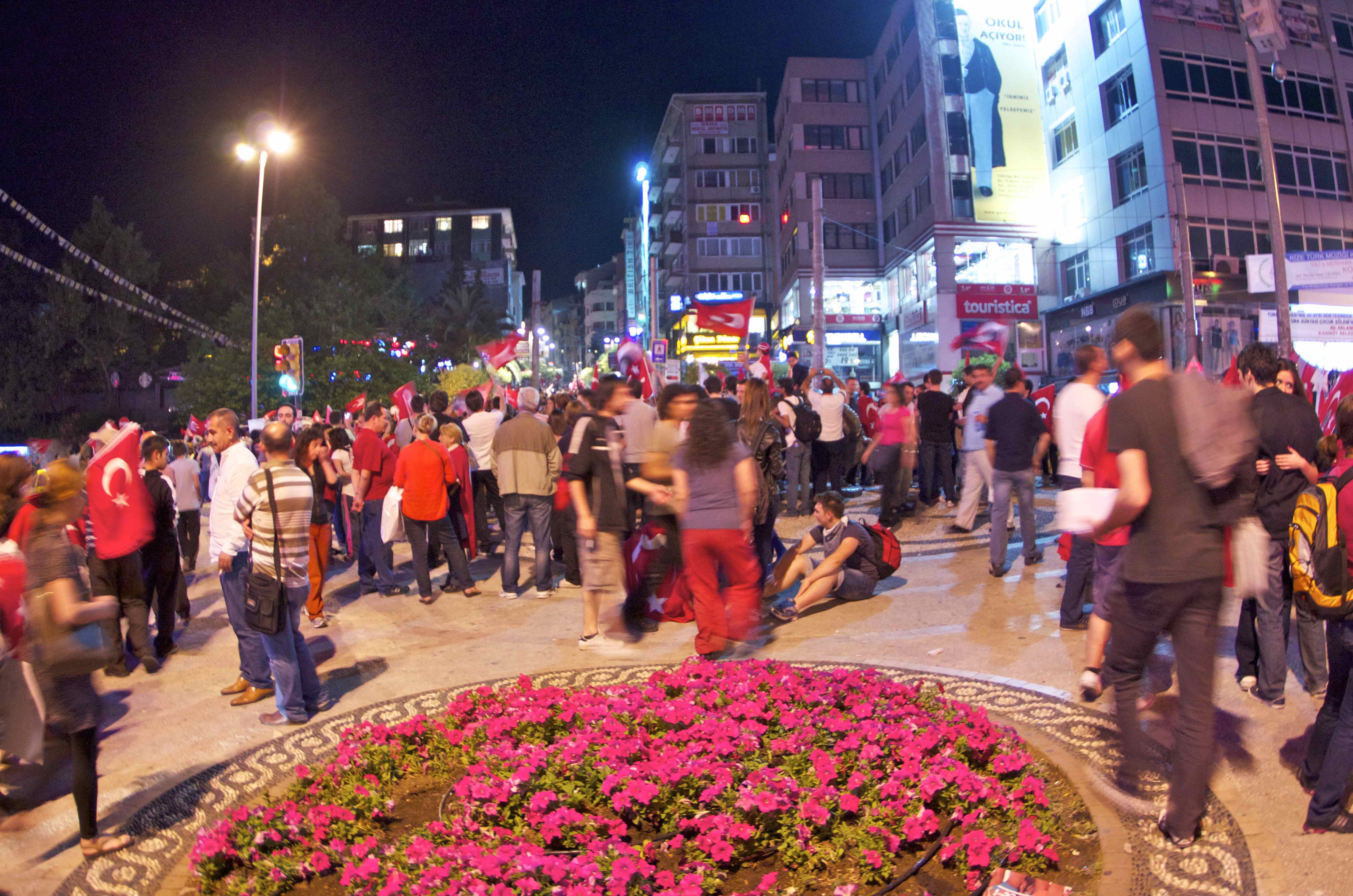 Altiyol, Kadikoy