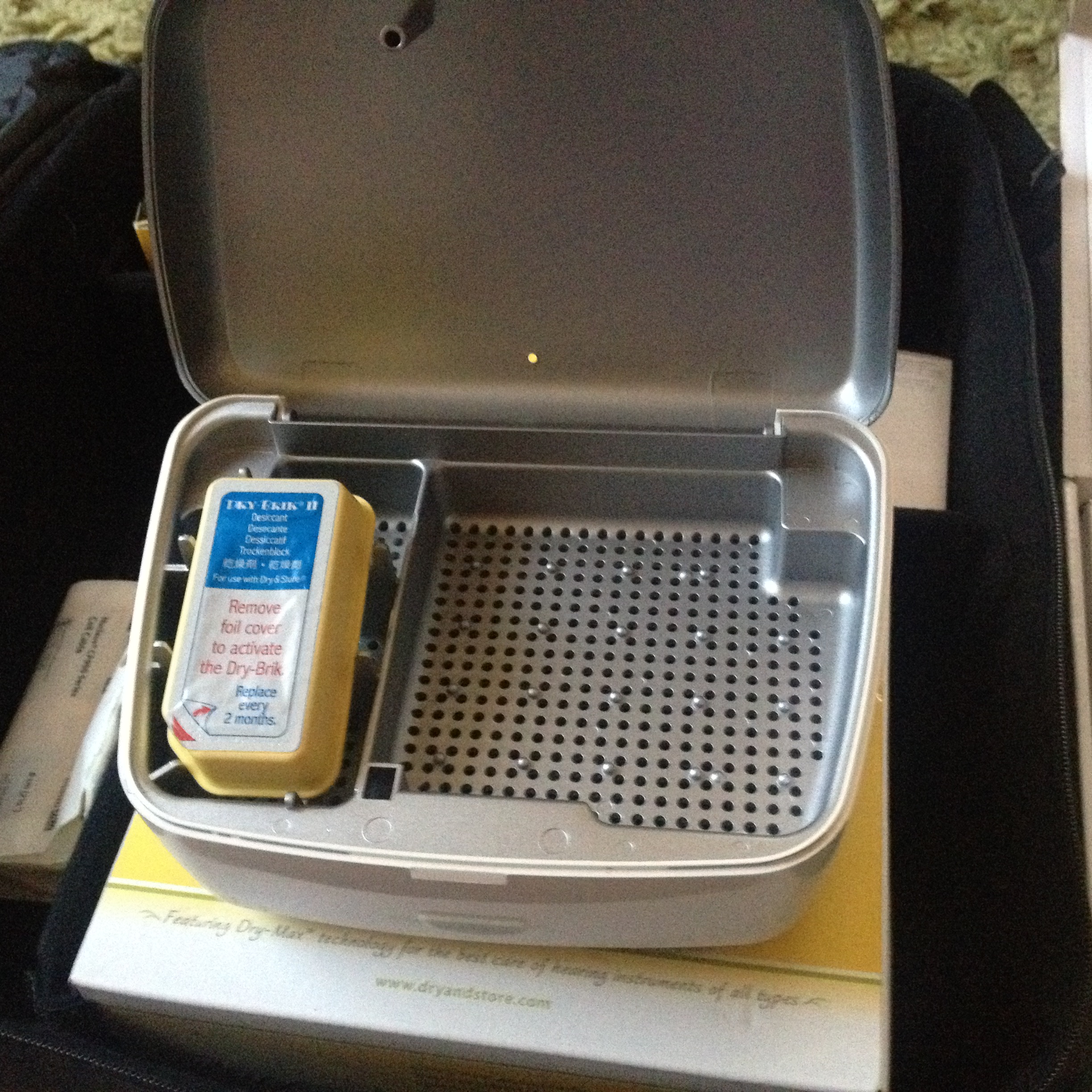 Sucks out all the moisture accumulated during the day for a healthy processor.