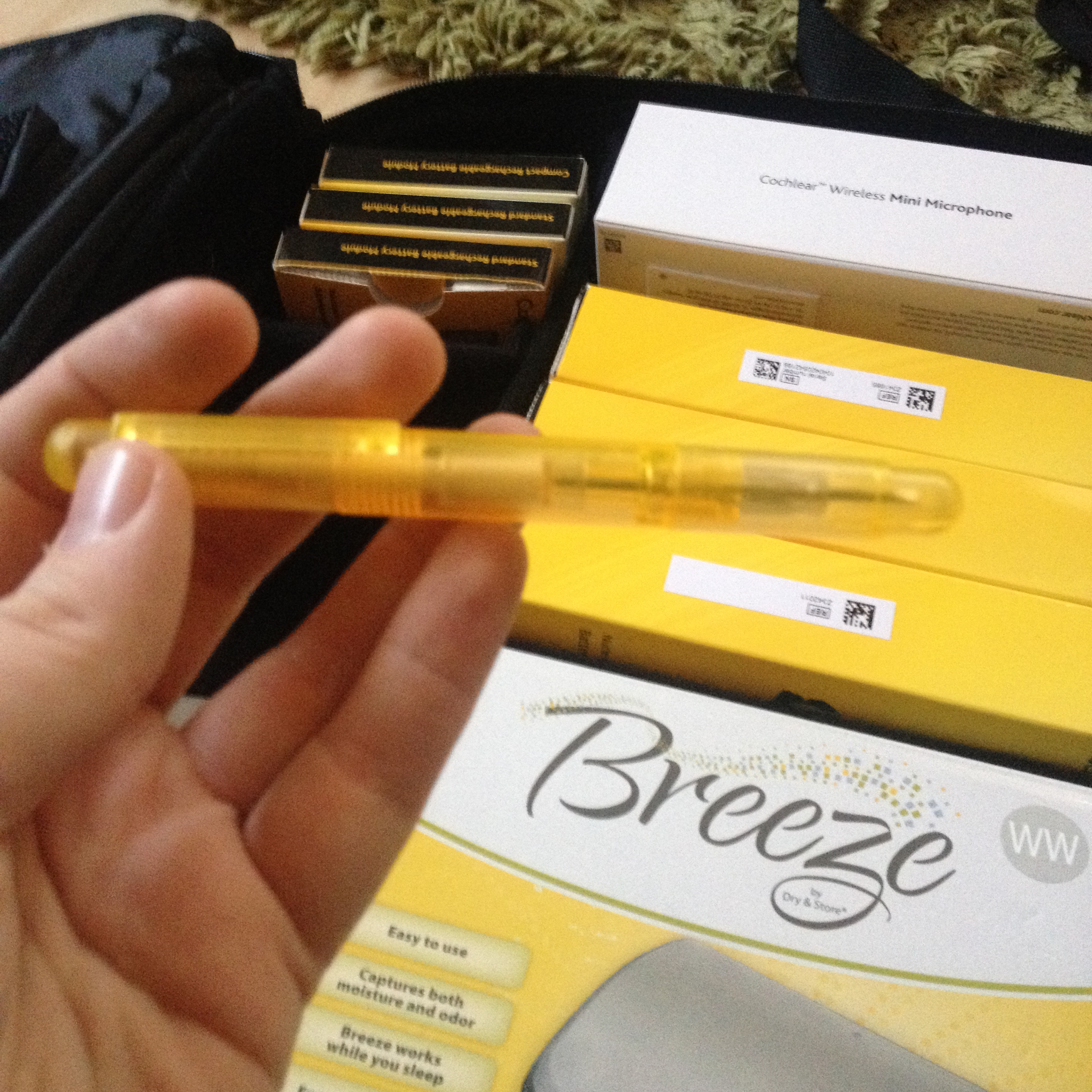 Pen/screwdriver thing. Yeah kinda random