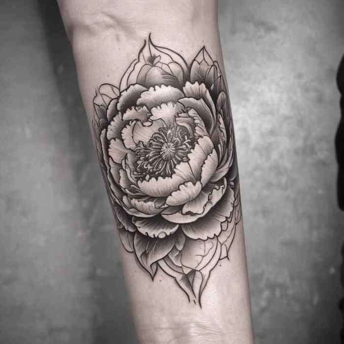 Graphic style Peony with Sharp Bold Outlines tattoo