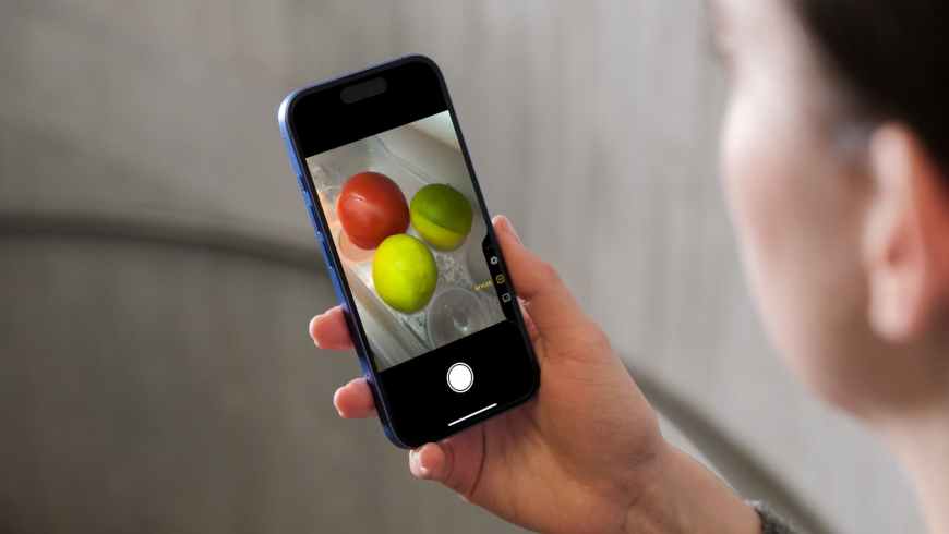 Все возможности контроллера камеры на iPhone 16