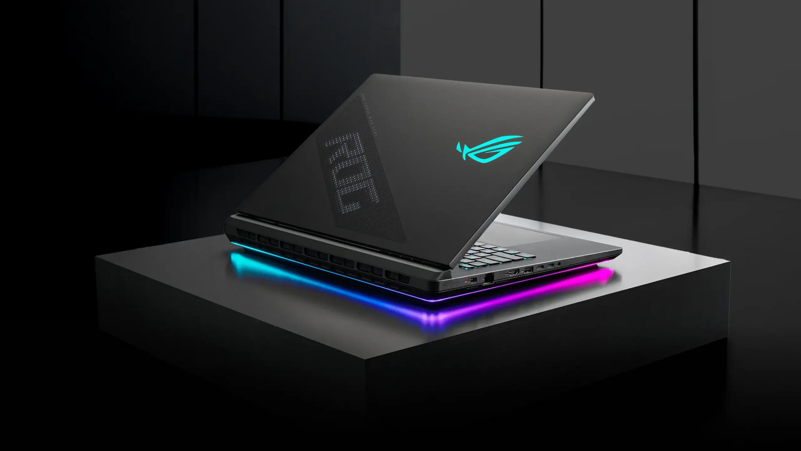 Asus ROG Strix Scar 18