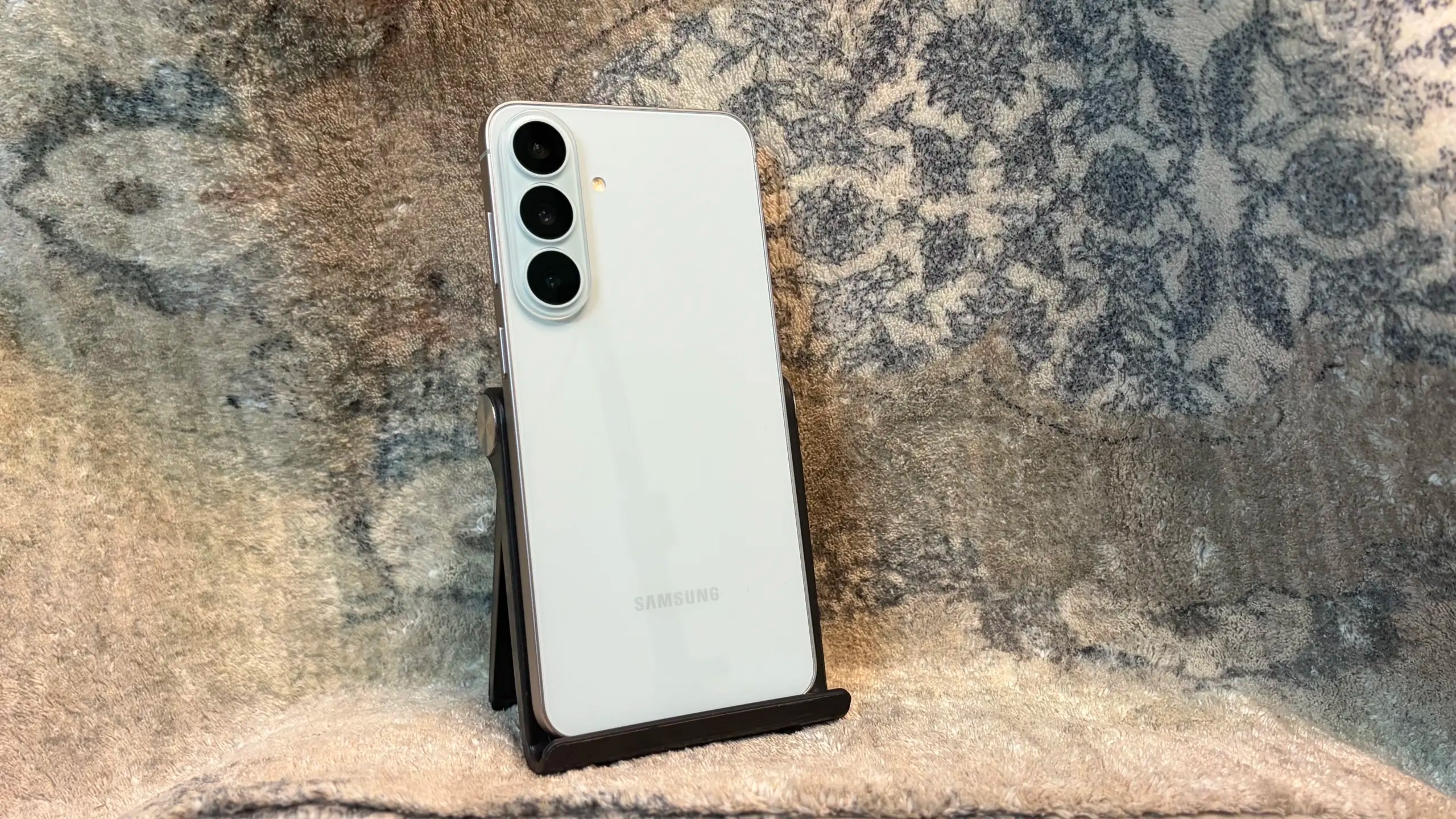 Samsung Galaxy S26 FE Review