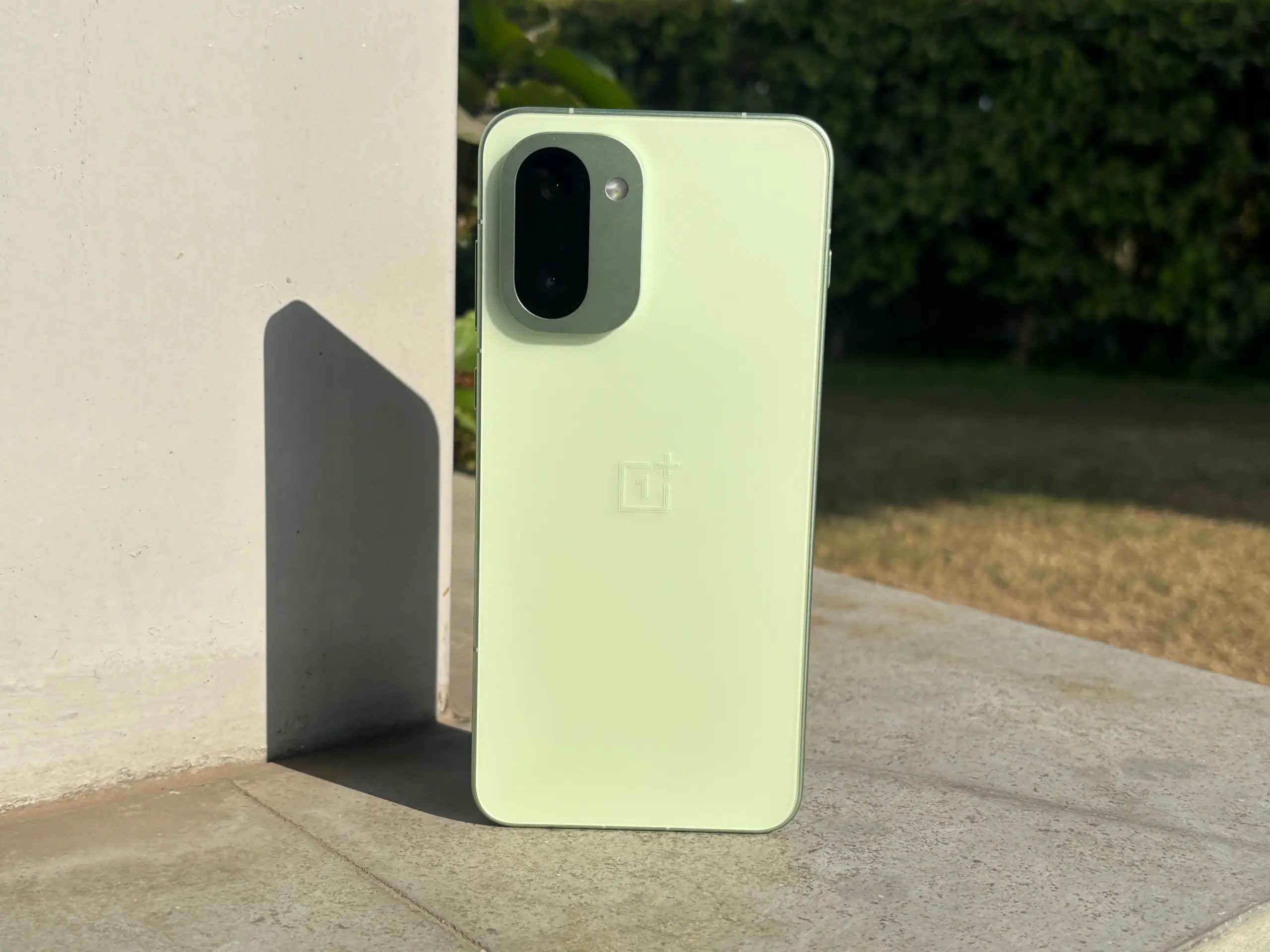OnePlus 16