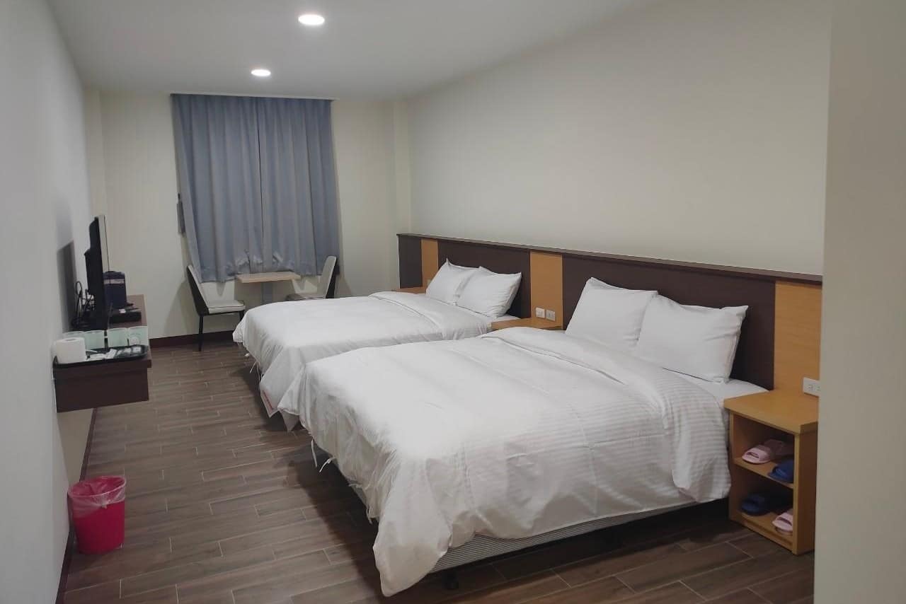Four Rivers Inn 4