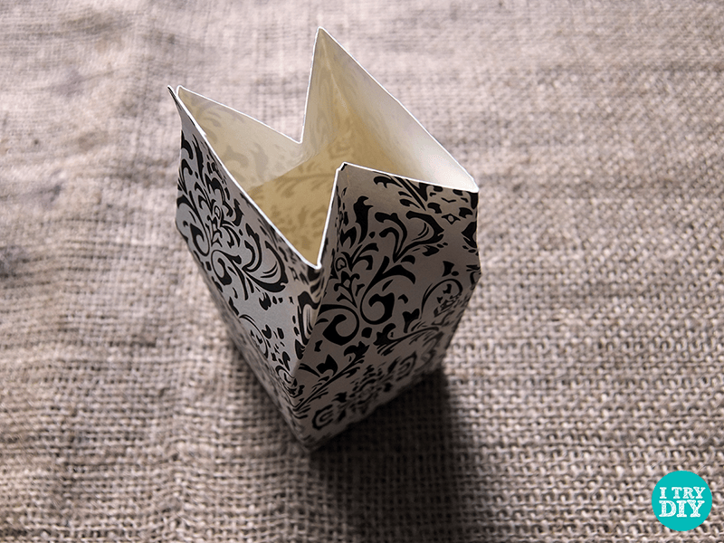 DIY-Tutorial-Mini-Milk-Carton-018 It's A Wrap: DIY Mini Milk Cartons