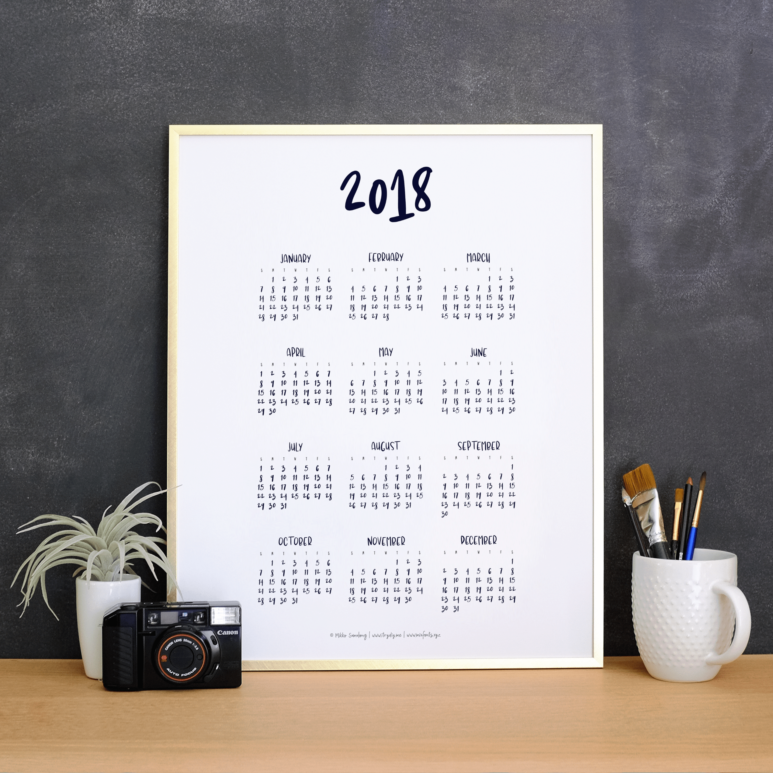 カレンダー・スケジュール time worn clothing 2018calendar April 2018 Calendar High-Res Vector Graphic - Getty Images