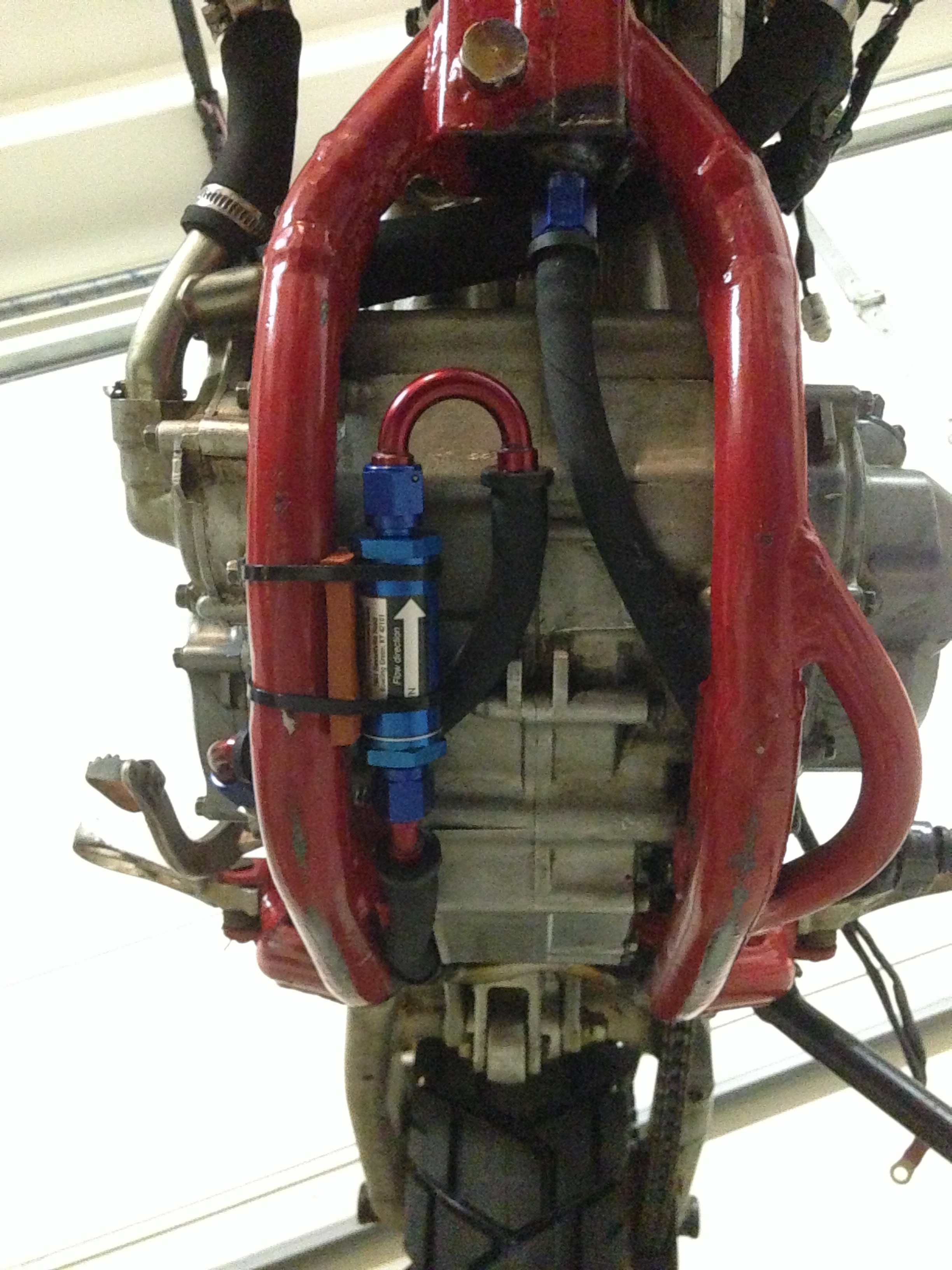 Pump Inlet Screen and Scavenge Out Connection