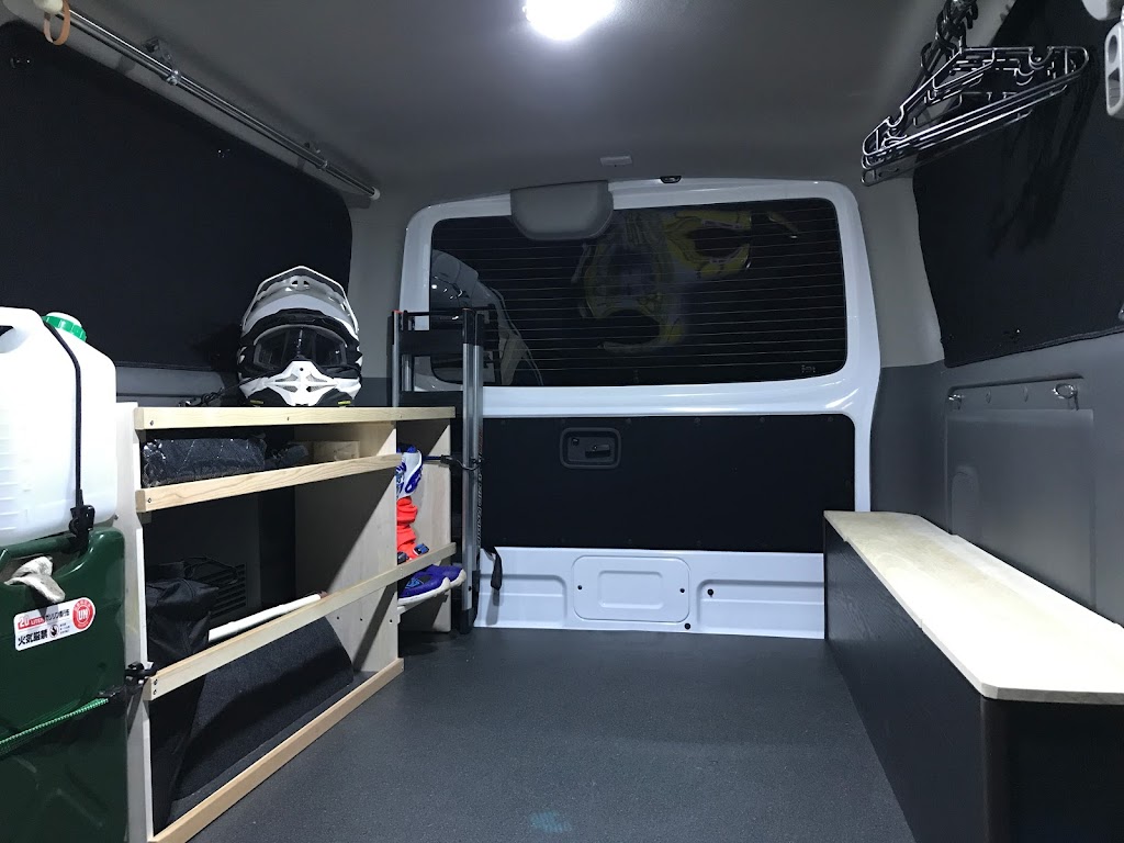 NV350キャラバンに収納棚を自作した話② | いつもエンジンと！
