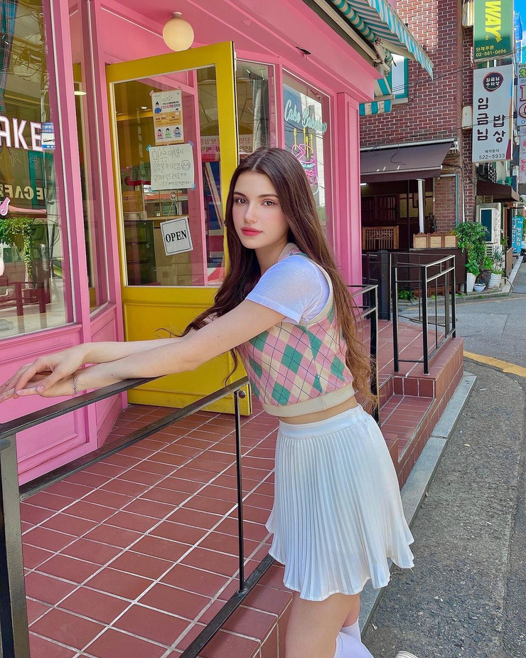 Model Lena Linktree - Incredible Space Texture - Ultra HD