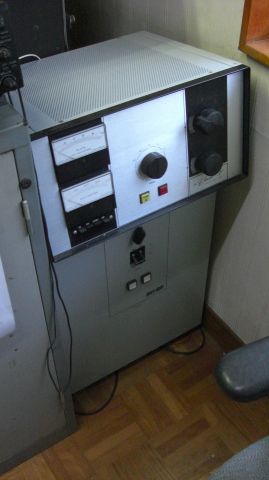 henry_radio