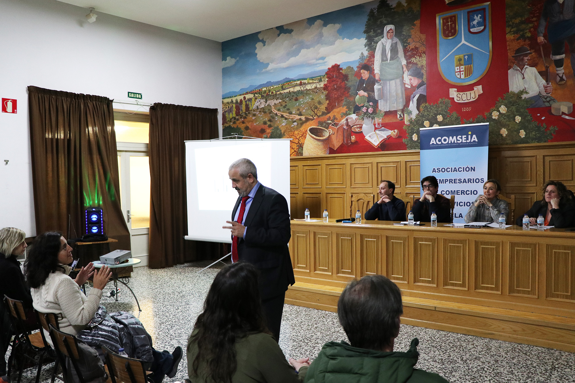 PLAN DE REVITALIZACIÓN. Presentación. (FOTO: Mónica Ballarín/Acomseja)