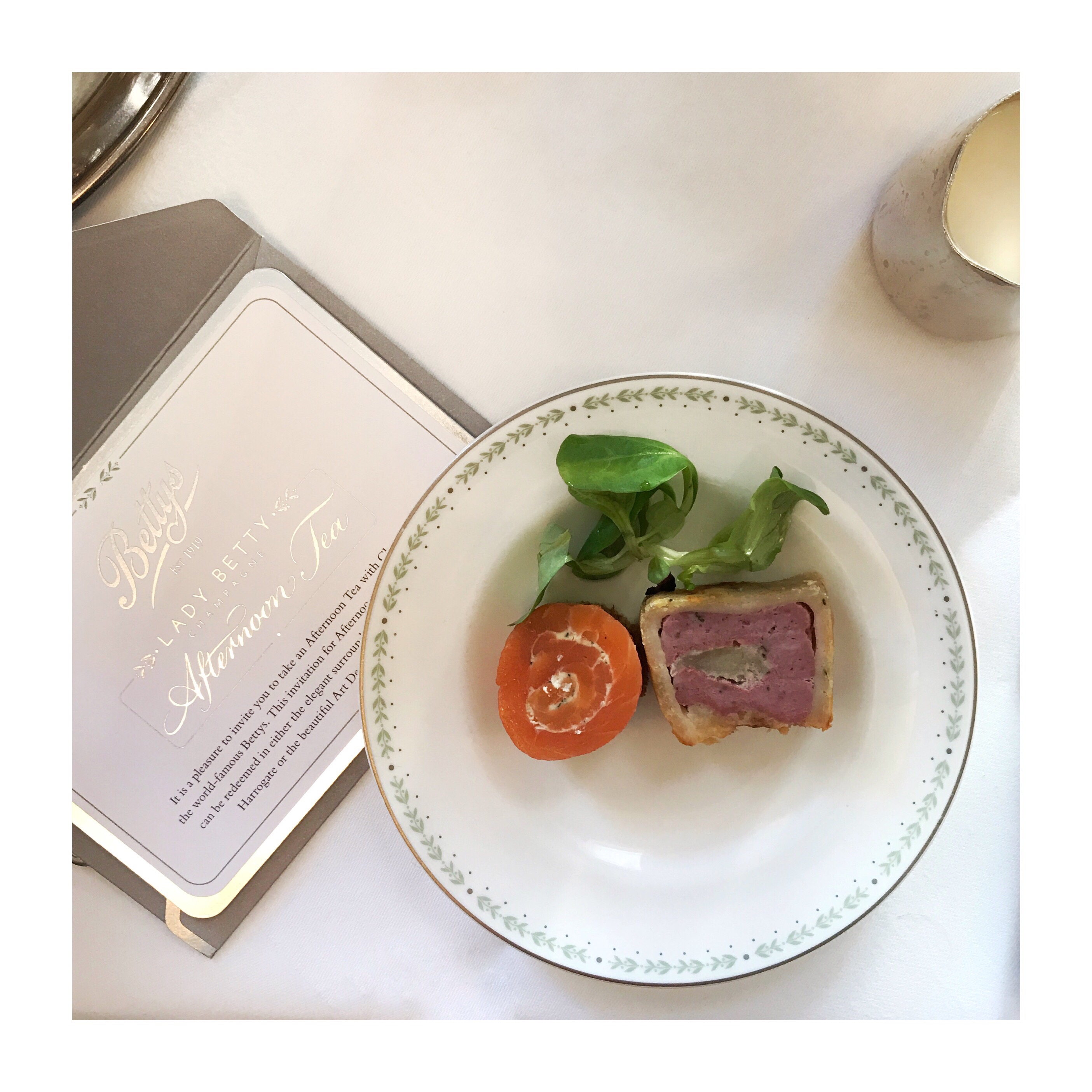 Smoked Salmon & Cream Cheese Roulade