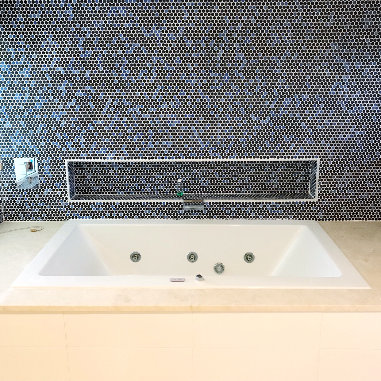 Jacuzzi (Royal Master Suite)