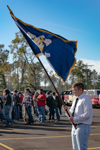 Weston High School gives tribute to Veteran’s last Thursday, hosting fundraisers this week