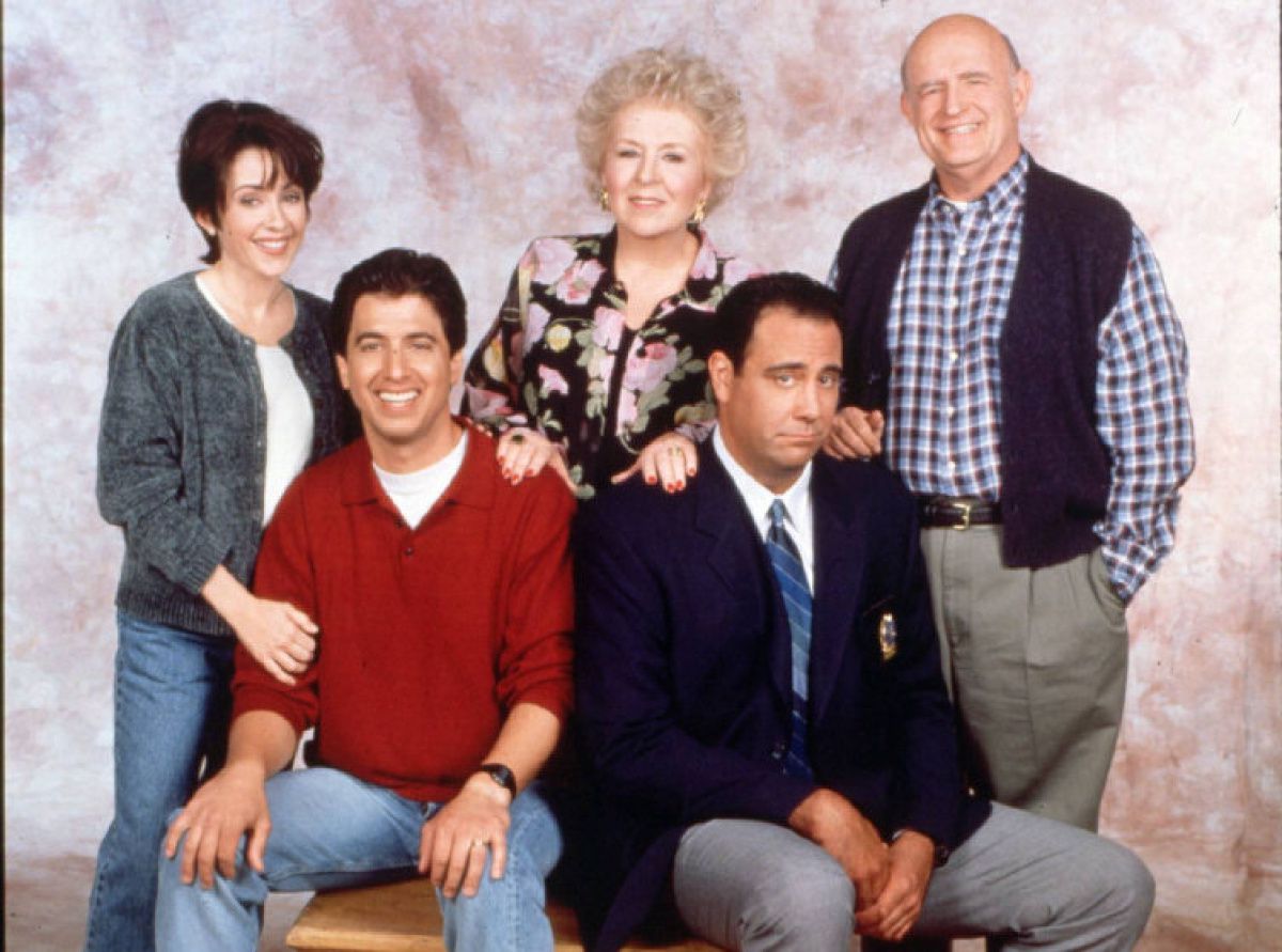 The Ten Best EVERYBODY LOVES RAYMOND Episodes of Season One