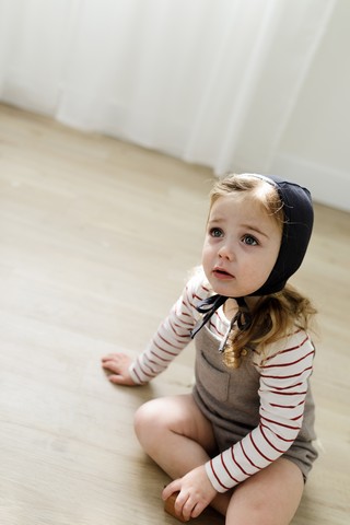Black Bonnet – Jacqueline & Jac