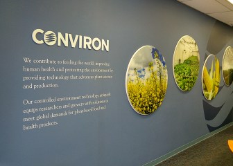 Window and Wall - Conviron