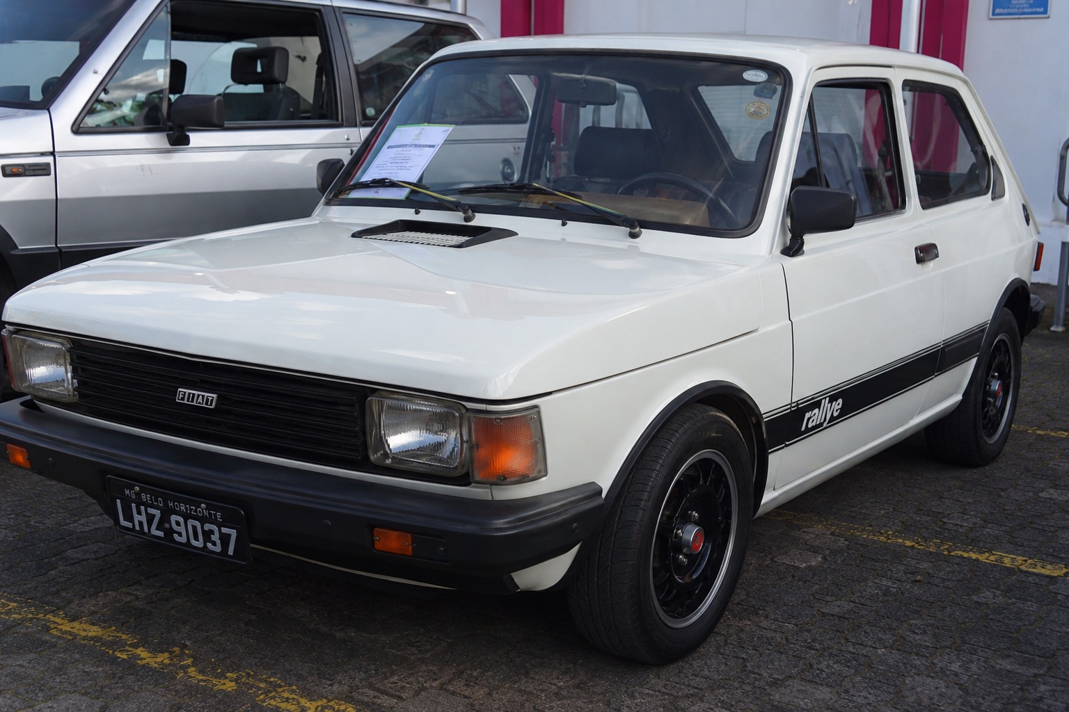 Fiat 147 Rallye: história, desempenho, características e por que ele continua conquistando os apaixonados por carros antigos