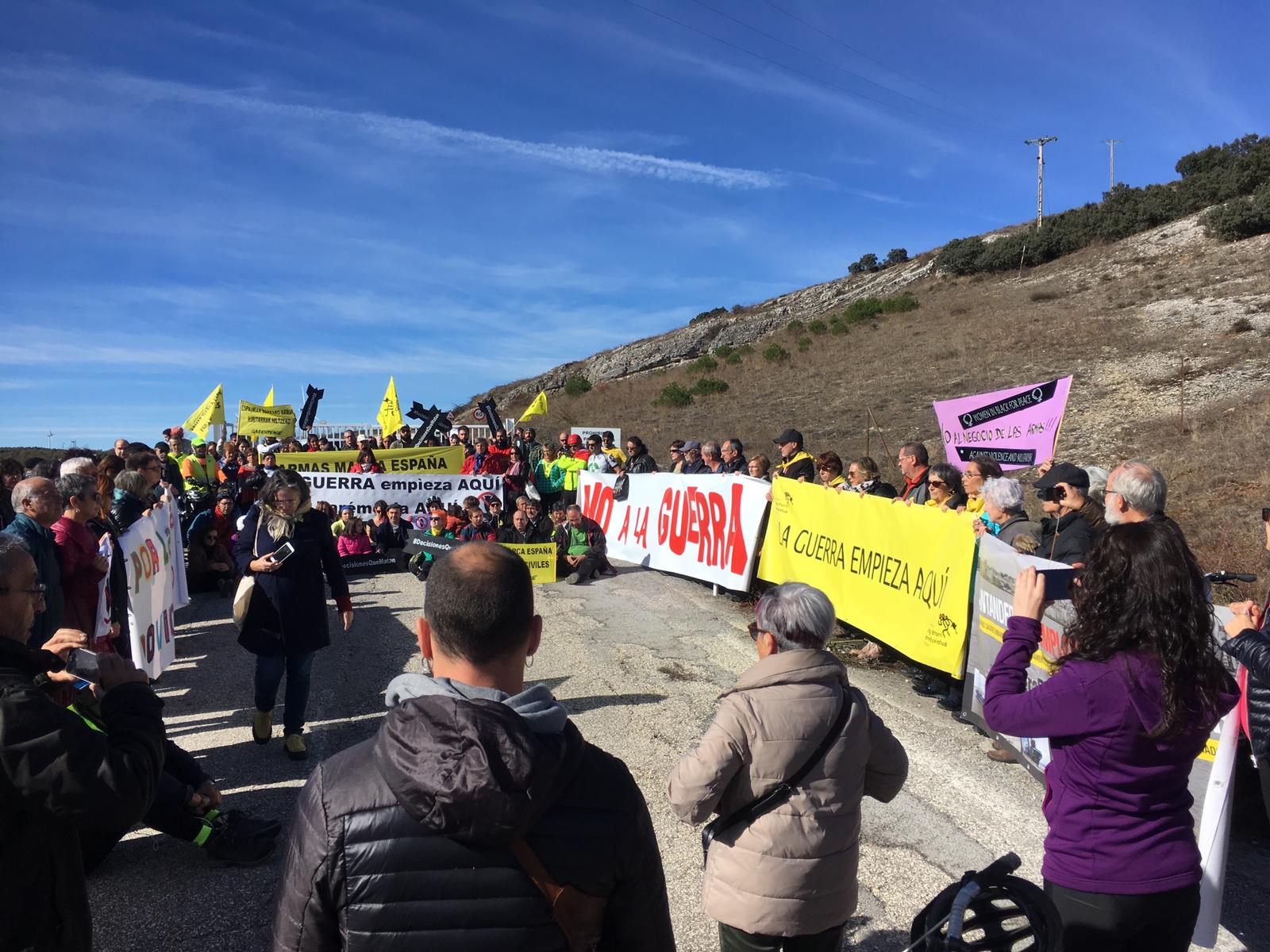 Entusiasmante marcha a la fábrica de armas en Burgos