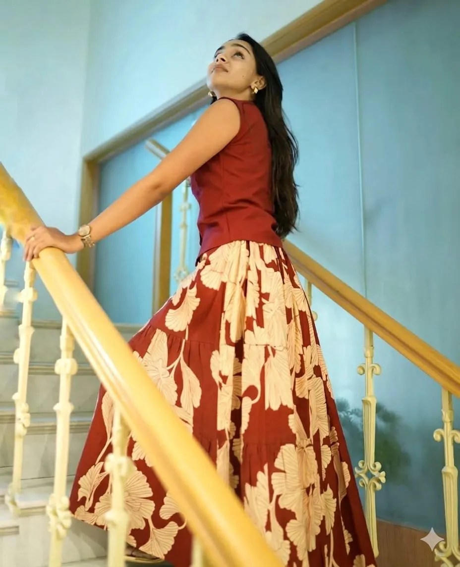 Eternal Elegance Skirt Set Pure Cotton Kurti Set for Women - Fabric & Pattern Close-Up View | Jaipur Cloth