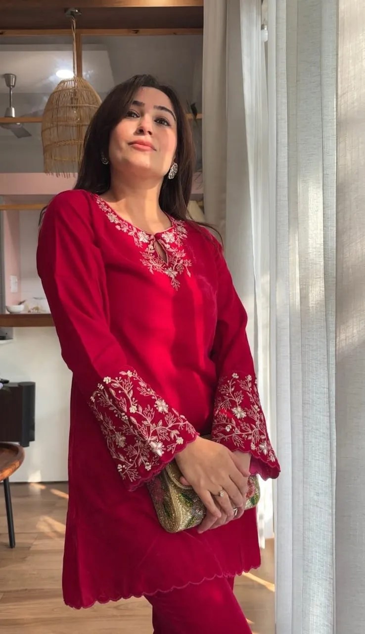 Hand Embroidery Cotton Co-ord Set for Office & Casual Wear - Front Full View | Jaipur Cloth