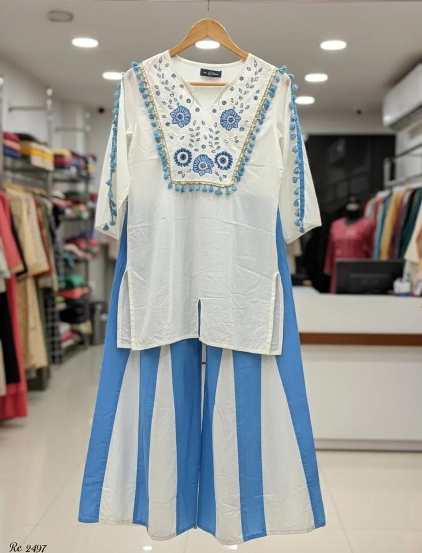 Embroidered Co-ord Set with Kali Pants - Jaipuri Print Close Up Detail