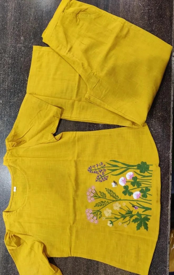 Stylish Cotton Slub Kurta Set - Jaipuri Print Close Up Detail