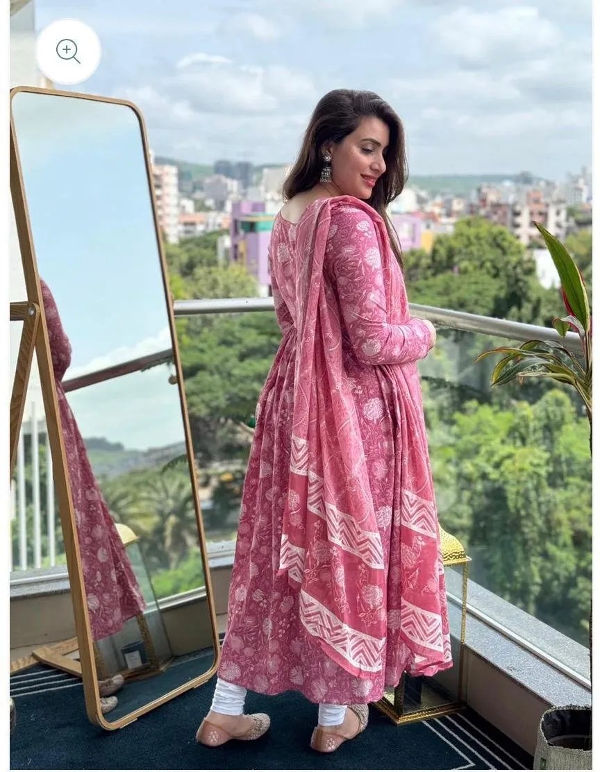 Full-Length Flare and Silhouette of Dreamy Anarkali Kurta Set