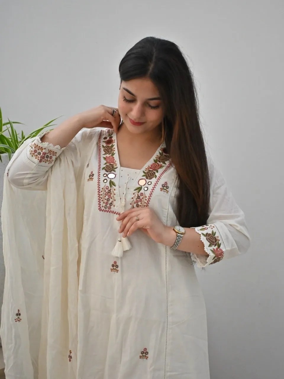 Embroidered Cotton Kurti Set - Jaipuri Print Close Up Detail